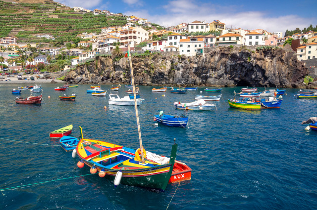 Madeira Urlaub: Was du über die Blumeninsel und Porto Santo wissen solltest